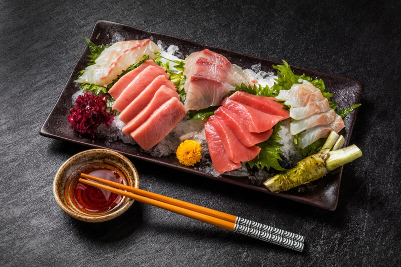 Món Sashimi Nhật Bản