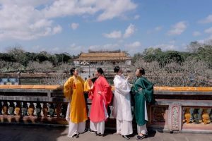 Du lịch Huế mặc gì đẹp