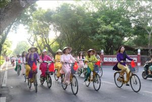 Nét kín đáo của người Huế góp phần tạo nên vẻ đẹp trầm mặc, sâu lắng của vùng đất cố đô