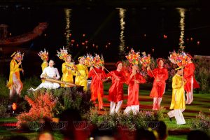 Sân khấu truyền thống Huế là kho tàng lưu giữ lịch sử, văn hóa và tâm hồn của con người xứ Huế