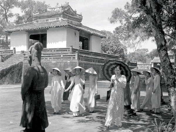 Điều gì tạo nên nét văn hóa Huế trong con người cố đô?