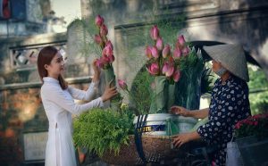 Phép tắc của người Huế trong lời ăn tiếng nói – chuẩn mực và chừng mực