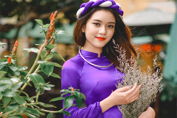 Vì sao người Huế nói chuyện nhỏ nhẹ?